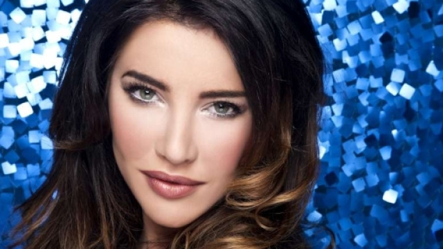 Anticipazioni Beautiful dal 23 al 28 gennaio 2017: Steffy s'infuria e decide di partire