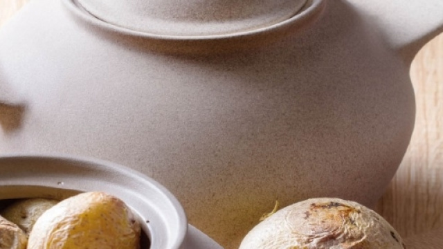 Cuocipatate e cuocicastagne in argilla porosa