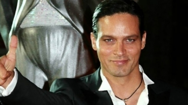 Fan in delirio per Gabriel Garko.