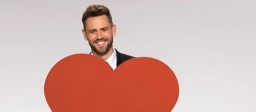 Nick Viall runs into his ex during a date on 'The Bachelor' - eonline.com