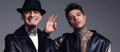 Fedez e J-Ax: rissa rasentata al Duomo di Milano
