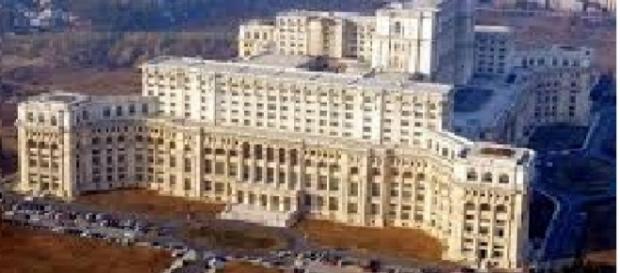 Legislativul trebuie să acționeze constituțional în interes național Legislativul trebuie să acționeze constituțional în interes național