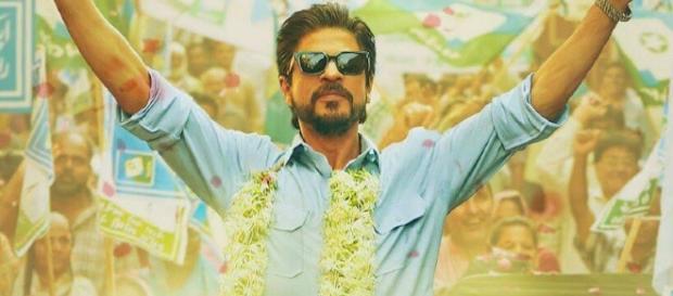 shah Rukh Khan from 'Raees' (Image credits: Twitter.com/sharibahmad964) shah Rukh Khan from 'Raees' (Image credits: Twitter.com/sharibahmad964)
