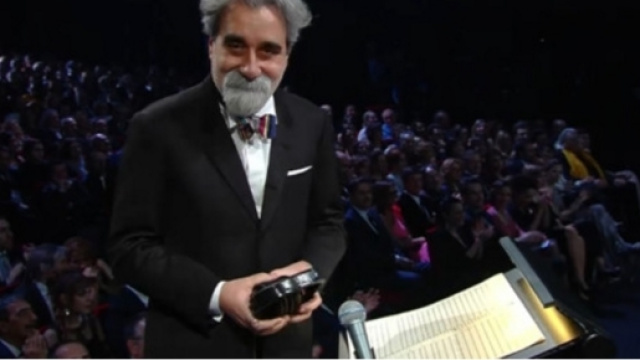 Beppe Vessicchio storico direttore d'orchestra del Festival di Sanremo 2017