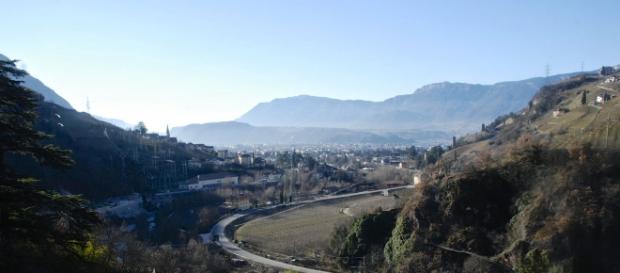 Bozen liegt inmitten eines idyllischen Tals. Bozen liegt inmitten eines idyllischen Tals.