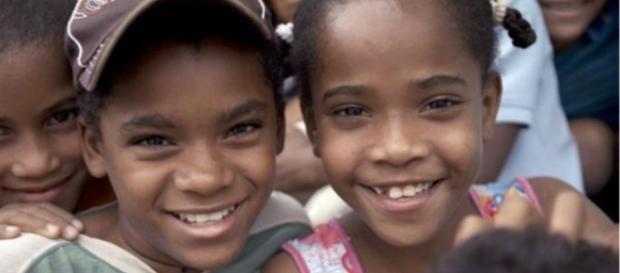 Catherine e sua prima Carla, guevedoces da República Dominicana. Catherine e sua prima Carla, guevedoces da República Dominicana.