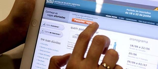 Estudantes não conseguem finalizar inscrições para o SISU Estudantes não conseguem finalizar inscrições para o SISU