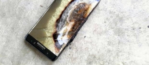 Even with the Galaxy Note 7 burnout, Samsung prevails. / Photo from BGR' - bgr.com Even with the Galaxy Note 7 burnout, Samsung prevails. / Photo from BGR' - bgr.com