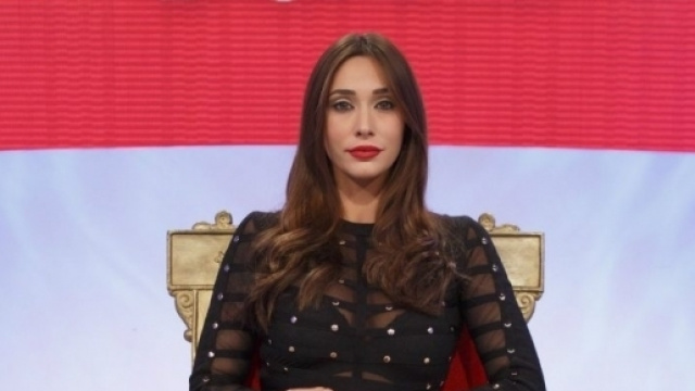 Ultime news sul trono classico di Sonia Lorenzini