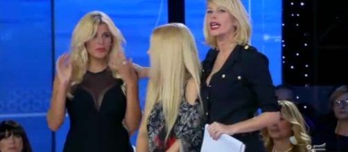 Isola dei Famosi 2015: Riassunto LiveBlog 4a Puntata - 23 Febbraio - movietele.it