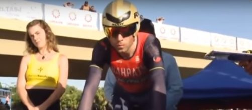 Vincenzo Nibali alla partenza della cronometro