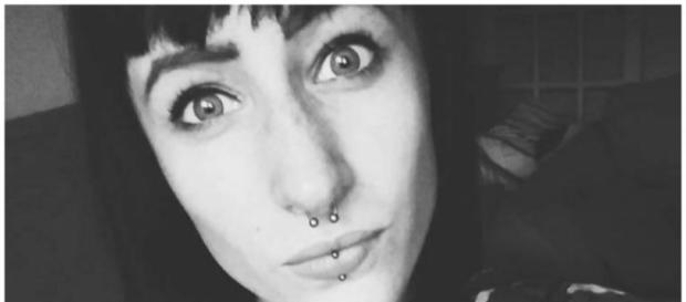 Becky Morgan, de 17 anos, morreu afogada Becky Morgan, de 17 anos, morreu afogada