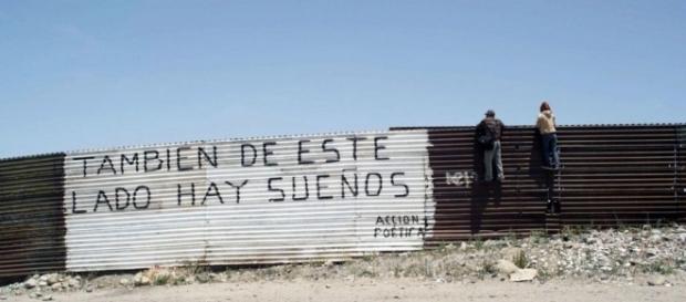 El ridiculo muro de trump beneficia a méxico, a menos que ambos países busquen una guerra convencional para el control de las votaciones del 2018 El ridiculo muro de trump beneficia a méxico, a menos que ambos países busquen una guerra convencional para el control de las votaciones del 2018