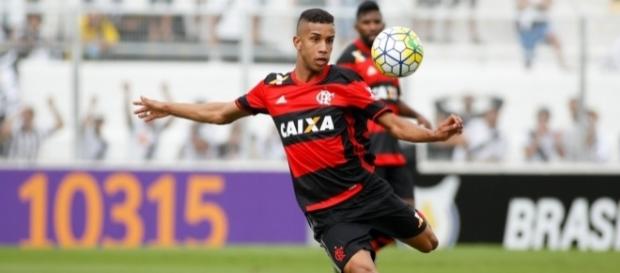 Manchester City se penche sur un espoir brésilien - Transfert Foot ... - les-transferts.com Manchester City se penche sur un espoir brésilien - Transfert Foot ... - les-transferts.com