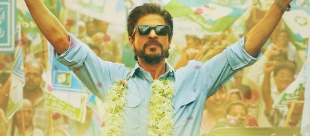 shah Rukh Khan from 'Raees' (Image credits: Twitter.com/sharibahmad964) shah Rukh Khan from 'Raees' (Image credits: Twitter.com/sharibahmad964)