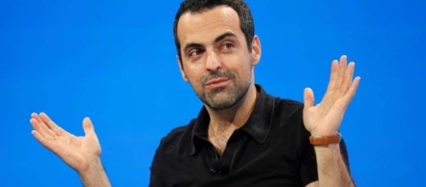 After three years in Xiaomi, Int'l. VP Hugo Barra returns stateside to Facebook. / Photo from 'South China Morning Post' - scmp.com After three years in Xiaomi, Int'l. VP Hugo Barra returns stateside to Facebook. / Photo from 'South China Morning Post' - scmp.com