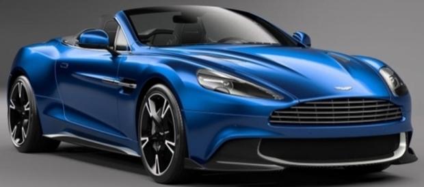 Aston Martin Vanquish S Volante chega aos 323 km/h Aston Martin Vanquish S Volante chega aos 323 km/h