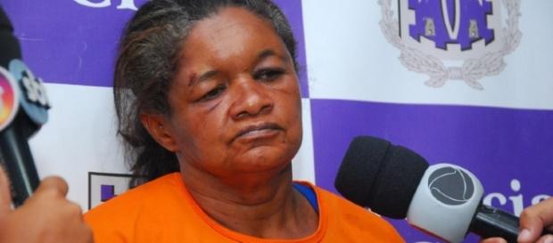 Mulher é preso por assassinato Mulher é preso por assassinato
