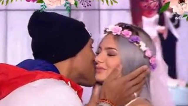 Eve et Florian se sont mariés sur le plateau du Mad Mag le 25 janvier