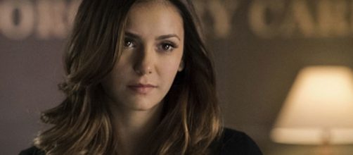 Nina Dobrev ou Elena de retour dans Vampire Diaries saison 8