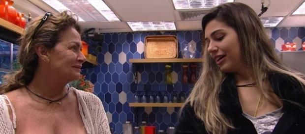 Ieda comenta sobre a noite anterior com Vivian ( Imagens/gshow) Ieda comenta sobre a noite anterior com Vivian ( Imagens/gshow)
