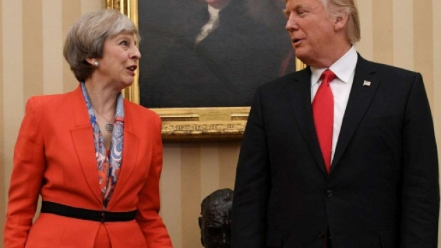 Theresa May e Donald Trump. Fonte: TGCOM24