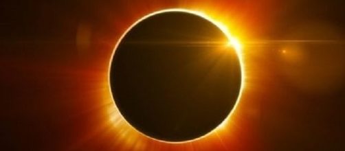 Eclissi totale di Sole il 21 agosto 2017: l'Apocalisse?