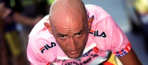 Giro d'Italia e Tour De France nello stesso anno: l'ultimo fu Marco Pantani