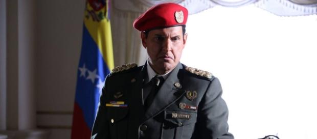 Gobierno venezolano bloquea señal de RCR para que los venezolanos no vean El Comandante Gobierno venezolano bloquea señal de RCR para que los venezolanos no vean El Comandante
