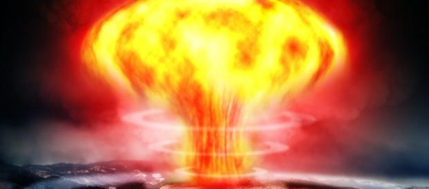 mushroom cloud inage by comfreak, pixabay.com, CC0 mushroom cloud inage by comfreak, pixabay.com, CC0