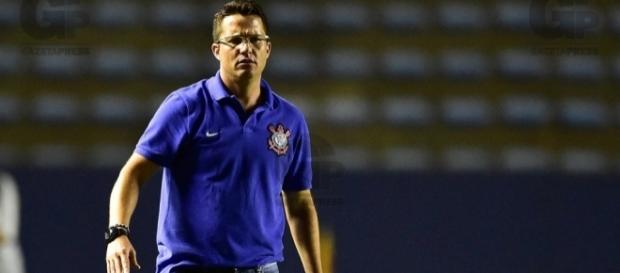 Osmar Loss é o novo auxiliar de Carille no Timão - alchetron.com Osmar Loss é o novo auxiliar de Carille no Timão - alchetron.com