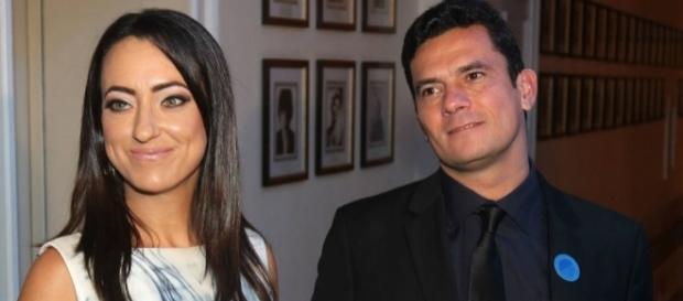 Rosangela Moro defenderá o seu marido, o juiz Sérgio Moro, da ação de Lula Rosangela Moro defenderá o seu marido, o juiz Sérgio Moro, da ação de Lula