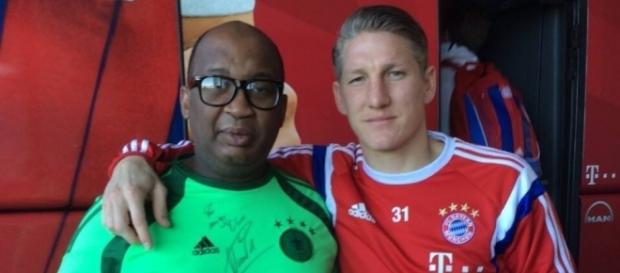 Tibúrcio virou amigo de craques alemães, entre eles Schweinsteiger Tibúrcio virou amigo de craques alemães, entre eles Schweinsteiger