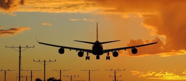 Vai viajar de avião? Veja algumas informações Vai viajar de avião? Veja algumas informações