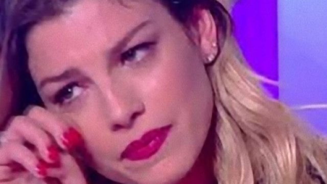 Emma commossa a C'&egrave; Posta per Te.