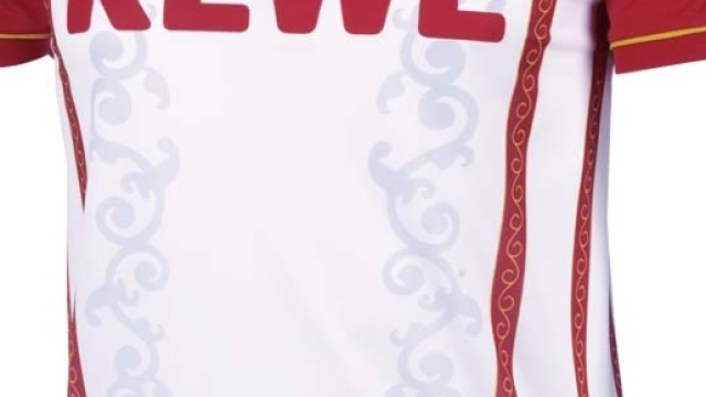 Una delle maglie della squadra vincente.