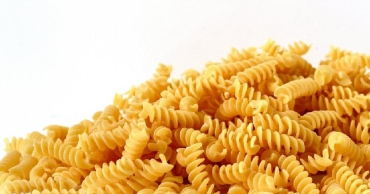 макаронные изделия. макароны. макаронные изделия отварные. макароны вареные. паста рожки.