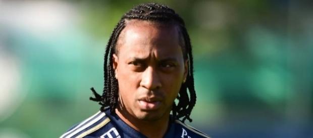 Arouca está próximo de acertar sua transferência para o Atlético-MG Arouca está próximo de acertar sua transferência para o Atlético-MG