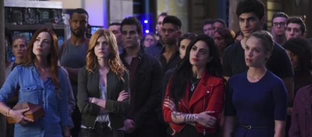 Watch the Intense New 'Shadowhunters' Season 2 Trailer | TigerBeat - tigerbeat.com Watch the Intense New 'Shadowhunters' Season 2 Trailer | TigerBeat - tigerbeat.com