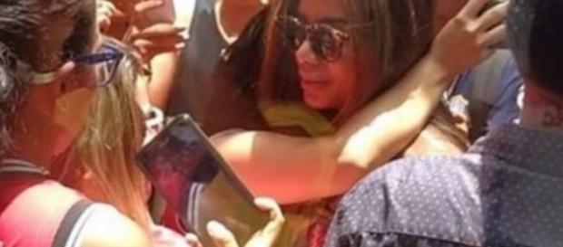 Fã denuncia Anitta nas redes sociais Fã denuncia Anitta nas redes sociais