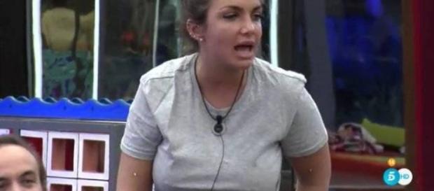 GH VIP 5: Aida Nízar acusa a Elettra de agresión y se derrumba ... - elconfidencial.com GH VIP 5: Aida Nízar acusa a Elettra de agresión y se derrumba ... - elconfidencial.com