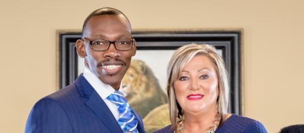 New pastor after Eddie Long's death - Photo: Blasting News Library - ajc.com New pastor after Eddie Long's death - Photo: Blasting News Library - ajc.com