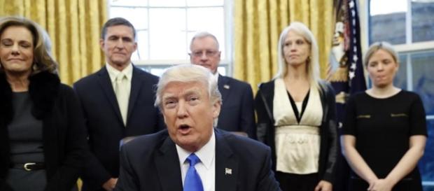 Presidente Donald Trump e suas controversas decisões Presidente Donald Trump e suas controversas decisões