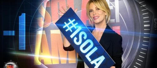 ISOLA DEI FAMOSI 2017 - Stefania Nobile all'attacco - News Italia oggi - diconews.com