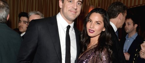 Watch Olivia Munn Talk Aaron Rodgers Engagement Rumors With ... - eonline.com
