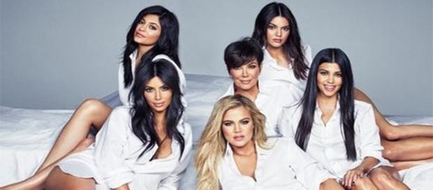 Família Kardashian se diverte durante viagem à Costa Rica Família Kardashian se diverte durante viagem à Costa Rica