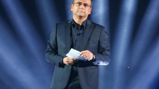 Carlo Conti 650 euro per condurre Sanremo donati