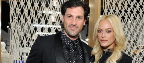 Peta Murgatroyd and Maksim Chmerkovskiy welcome baby boy - Photo: Blasting News Library - inquisitr.com