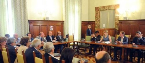 Statali, sindacati-Madia intesa e sblocco ma le cifre sono irrisorie