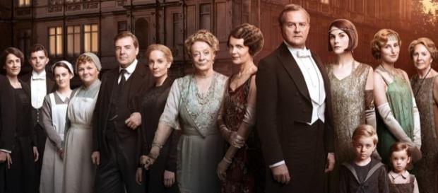 Downtown Abbey - Série com seis temporadas e vencedora de três Globos de Ouro Downtown Abbey - Série com seis temporadas e vencedora de três Globos de Ouro